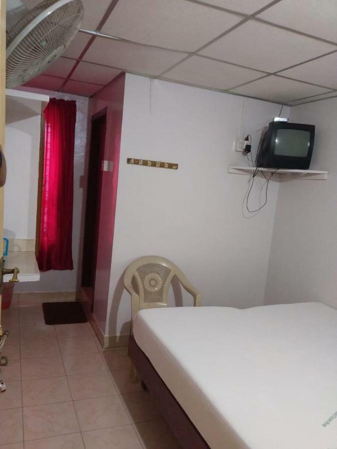 Anandan Tourist Home Varkala Exterior photo