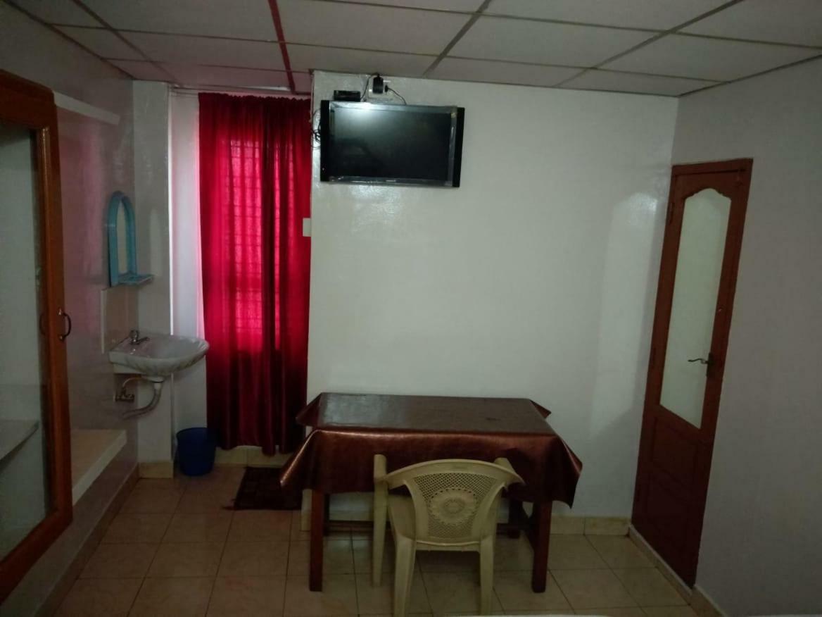 Anandan Tourist Home Varkala Exterior photo